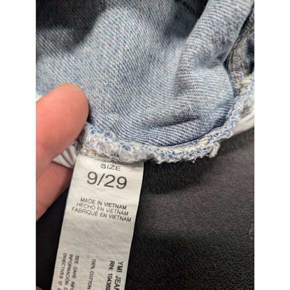 YMI Festival  Shorts Demin Collections Shorts Size 9/29 Distressed Denim Light W - Picture 4 of 5